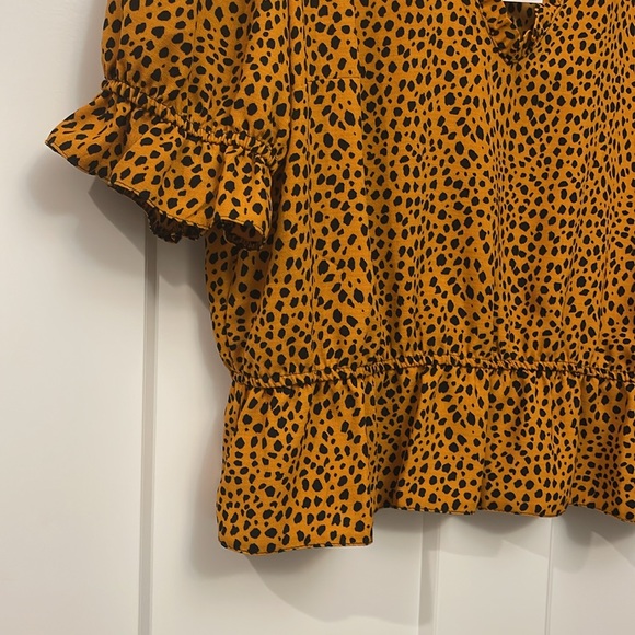 Top Shop Leopard Crop Ruffle Top - Picture 5 of 7